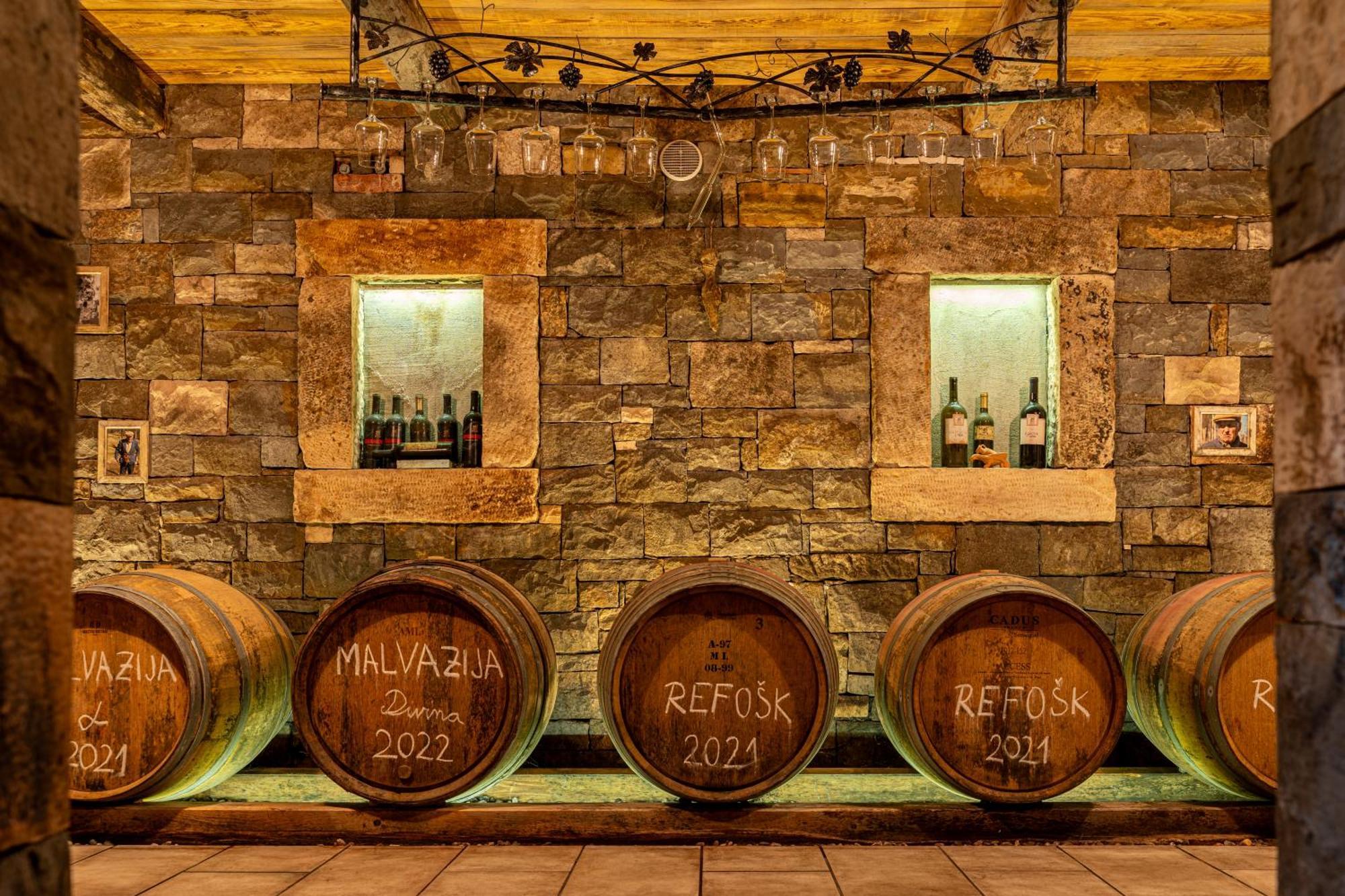 Гостьовий будинок Wine House Rakar Gracisce Екстер'єр фото